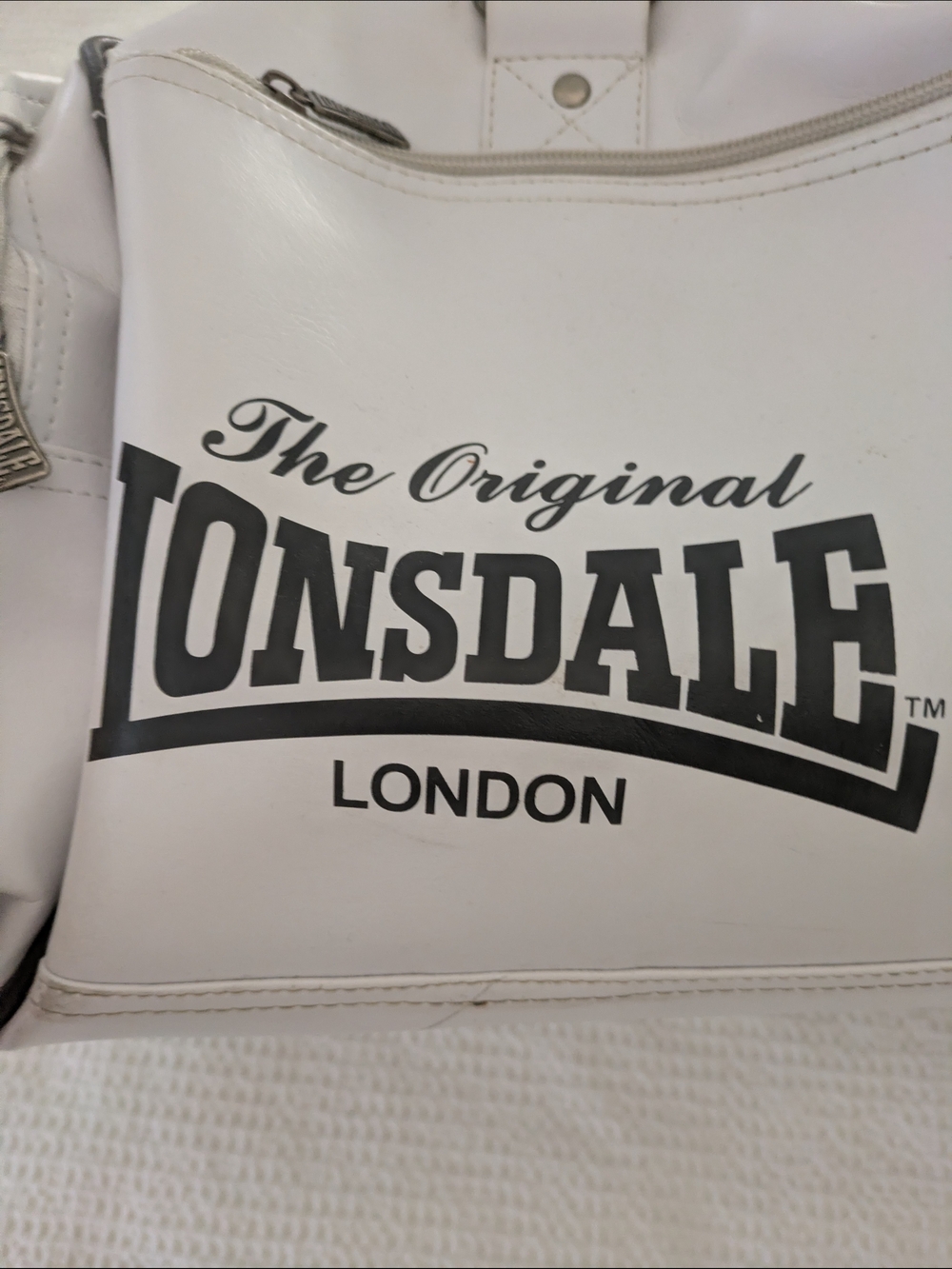 Lonsdale London White & Black Men’s Duffel Bag - Picture 2 of 5